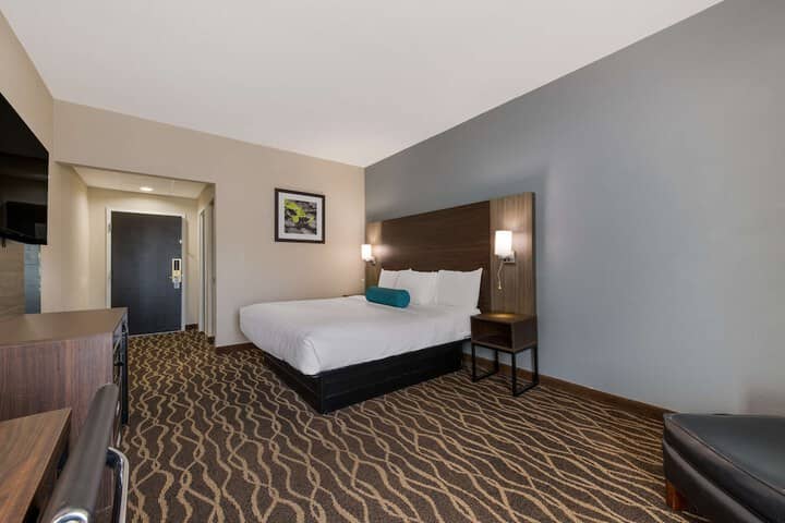Room 5 of 27